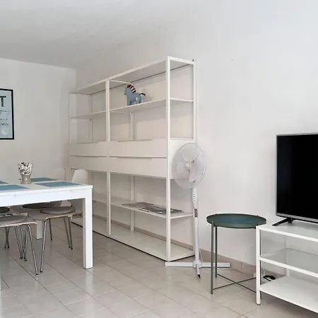 Ce050-a010 Appt 3 Pieces 4 Couchages Cavaliere * Ле-Лаванду