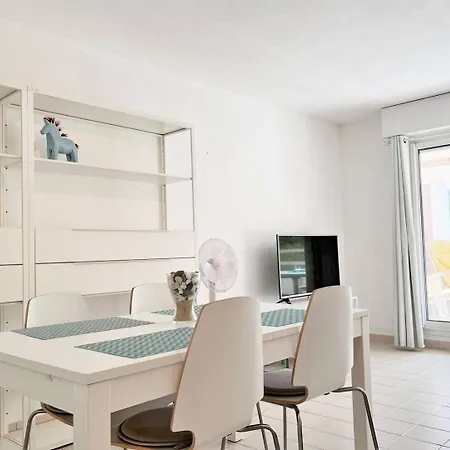 Ce050-a010 Appt 3 Pieces 4 Couchages Cavaliere דירה
