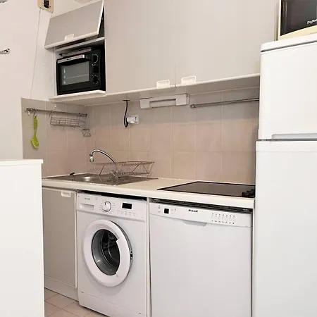 Ce050-a010 Appt 3 Pieces 4 Couchages Cavaliere Apartman