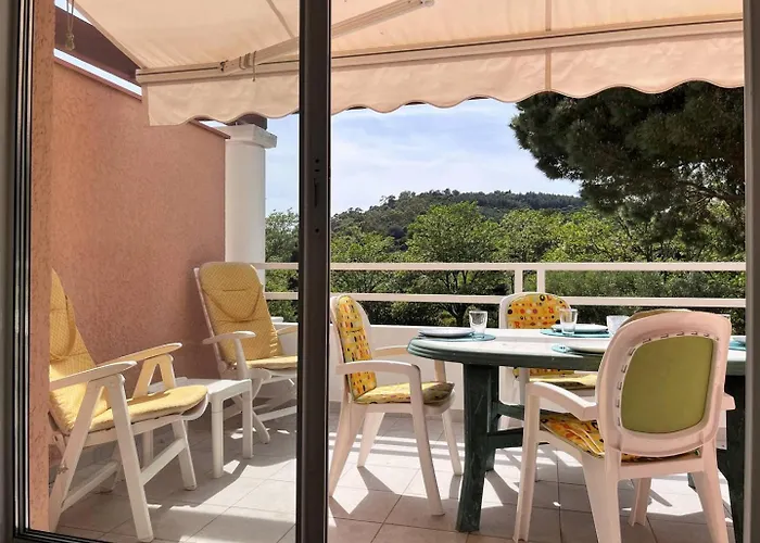 Ce050-a010 Appt 3 Pieces 4 Couchages Cavaliere *